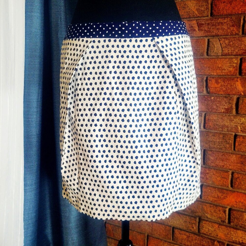 ZARA Women's Navy/White Polka Dot Skirt with Contrasting Waistband - Size M